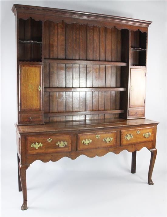 Mid 18th century oak and mahogany crossbanded dresser(-)